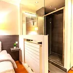 Eifel Househ1 Paris