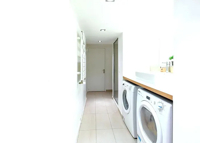 Eifel Househ1 B&B 파리
